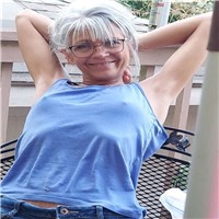 52yrs older hot women. i love sex.<br/> i can host or visit yourplace and car call<br/>also available. i am able to visit you...
